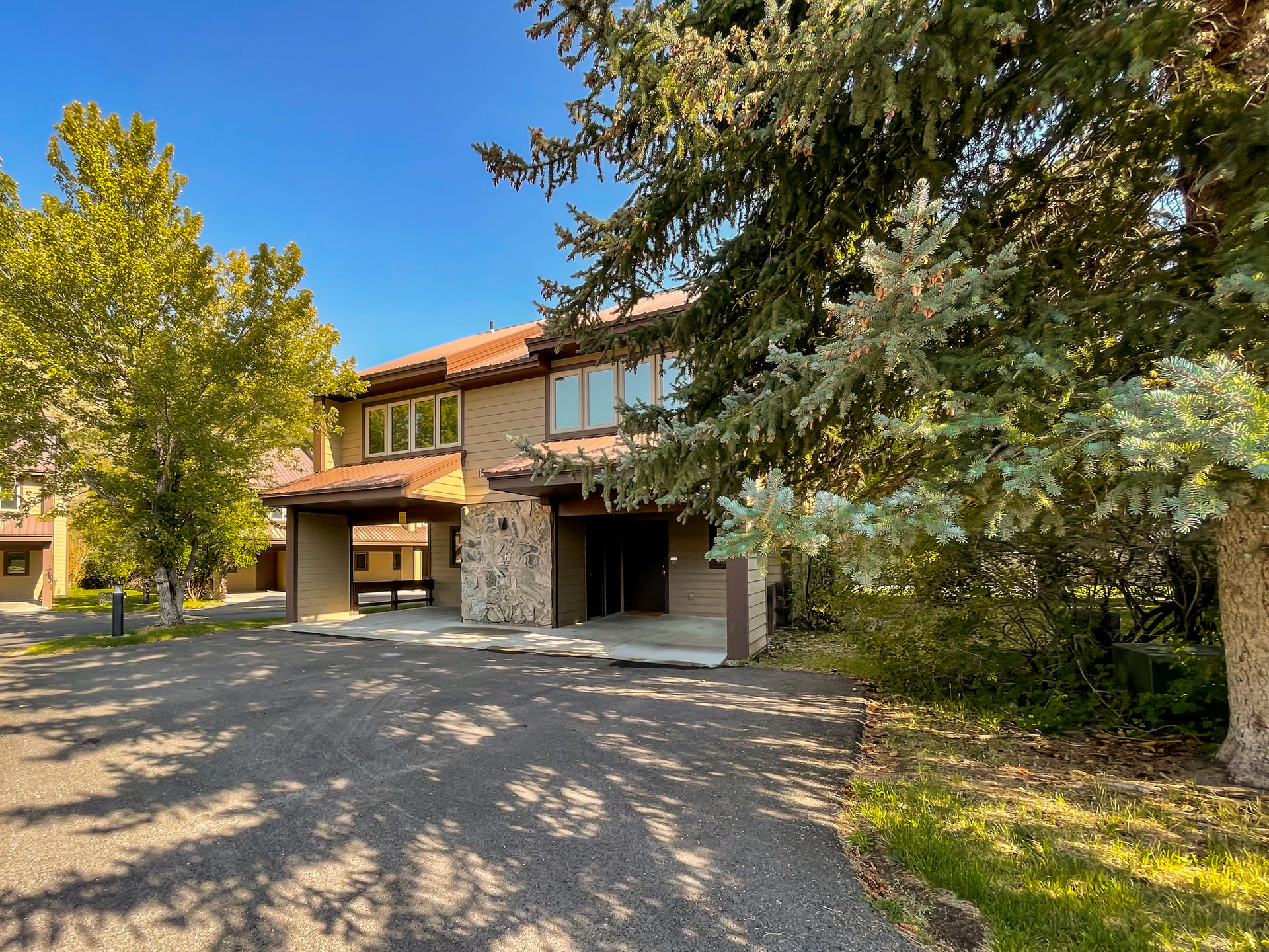 Wilderness and trails at East Canyon Resort