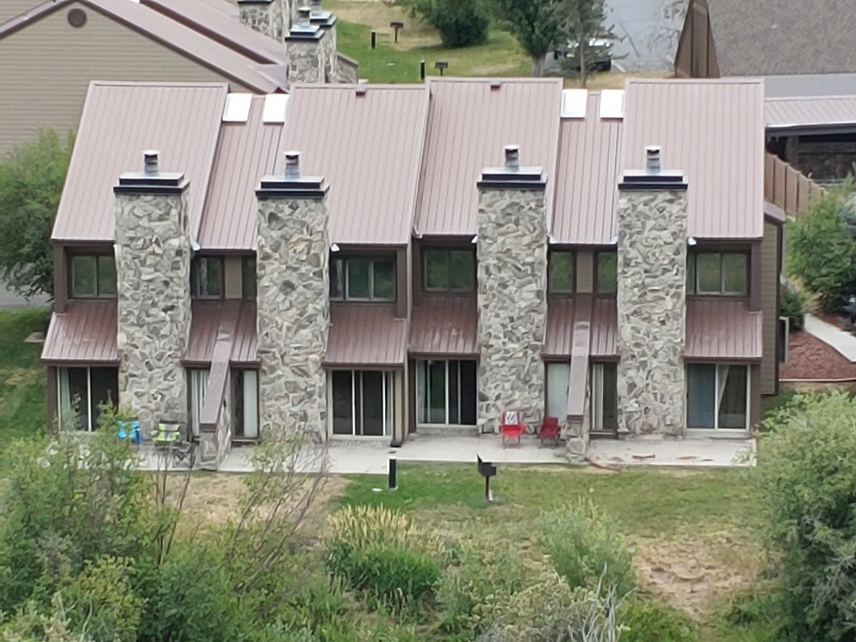Condominiums at East Canyon Resort
